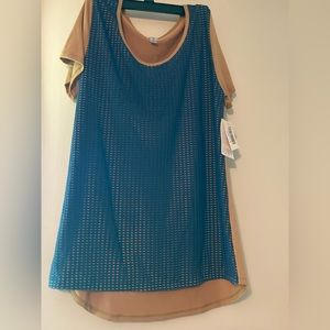 New Medium Classic T Lularoe Top